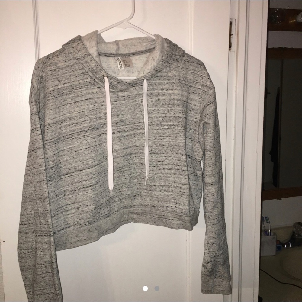 Cropped hoodie